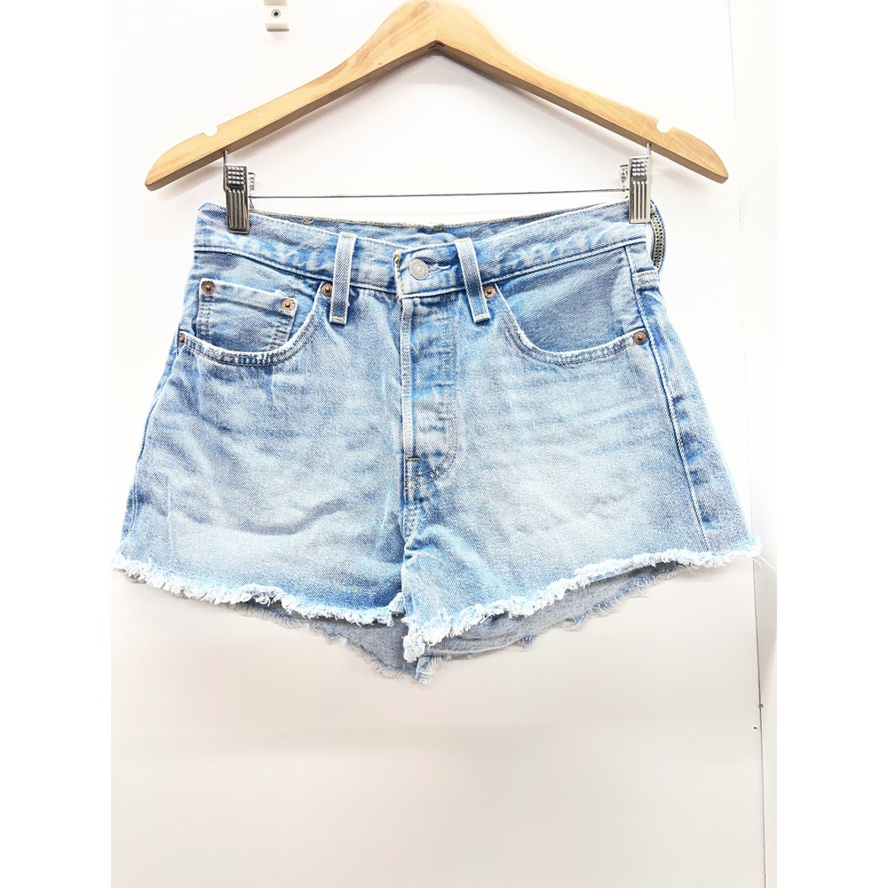 Levis 501 Original Cutoff Denim Shorts Light Wash Blue High Waisted W26 56327